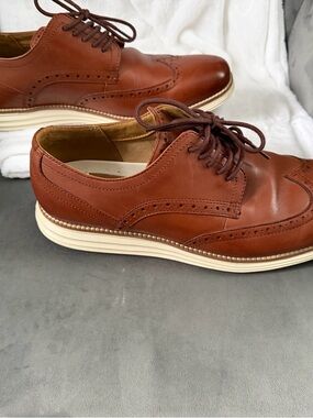 Original Retro Brand Men's Wingtip Oxfords in Chestnut